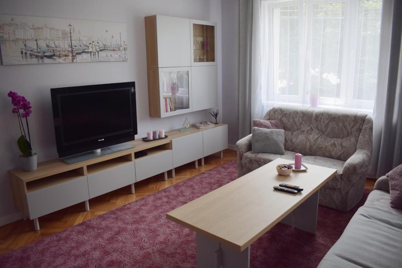 Cozy Apartment In Tarnów 外观 照片